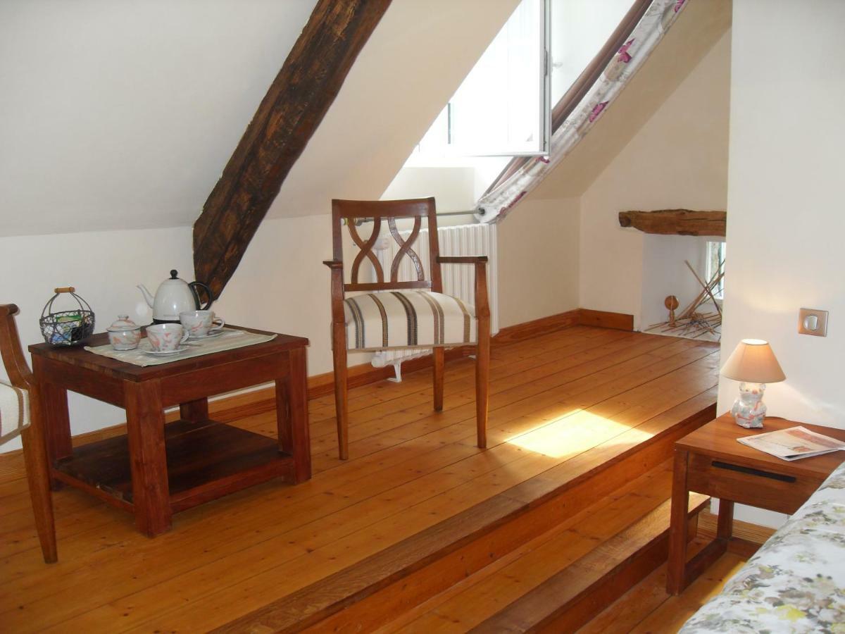 Les Goubelins Bed & Breakfast La Lande-d'Airou Bagian luar foto