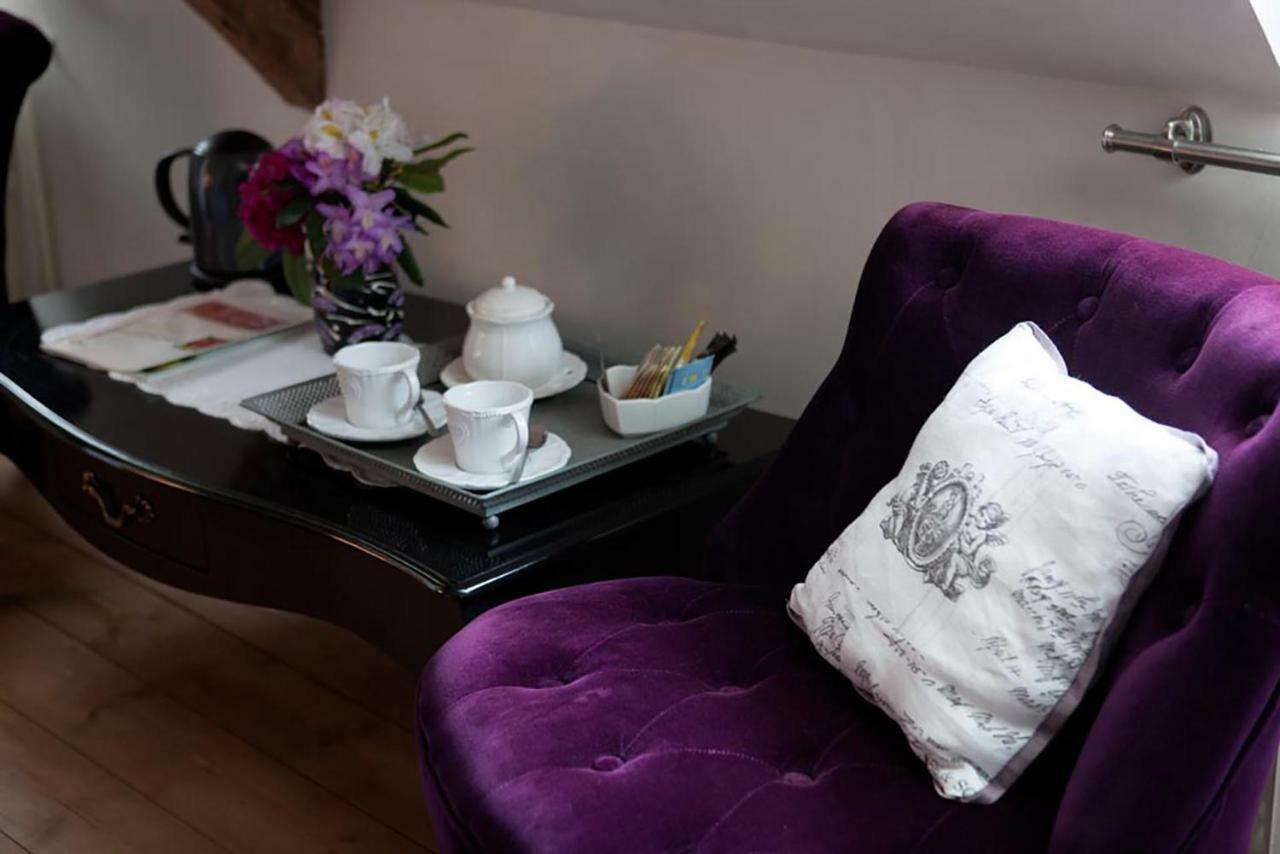 Les Goubelins Bed & Breakfast La Lande-d'Airou Bagian luar foto